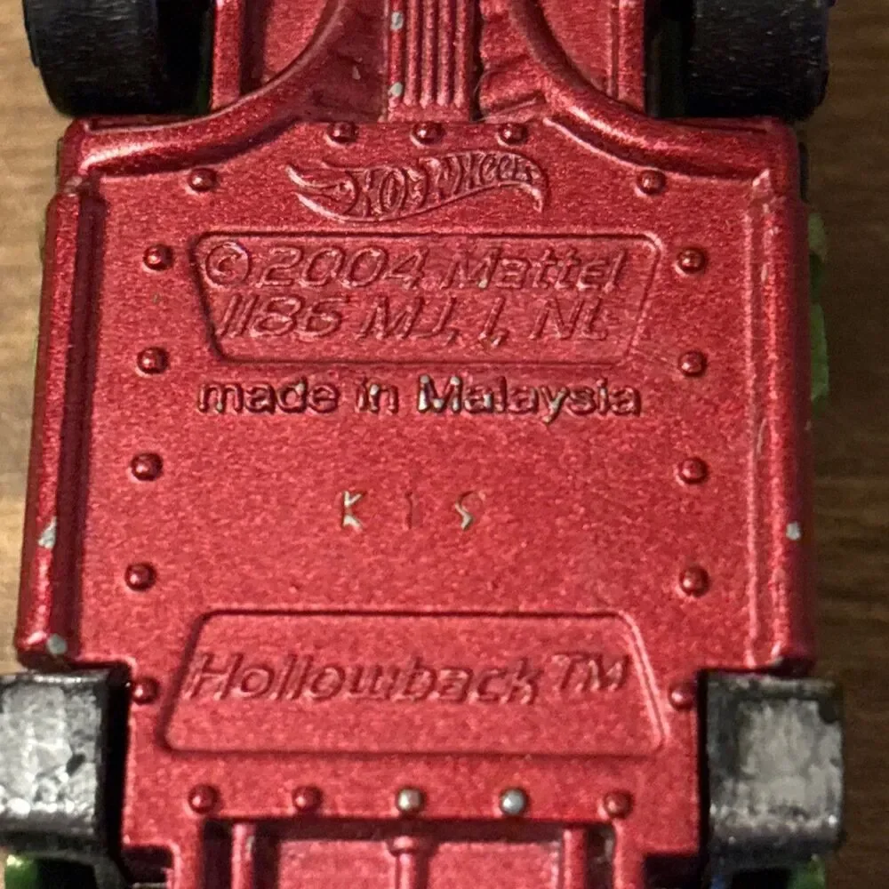 2017 Hot Wheels Hollowback Green Mystery Models Series 1:64 Diecast